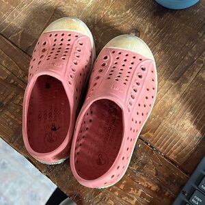 Pink native size 8 toddler